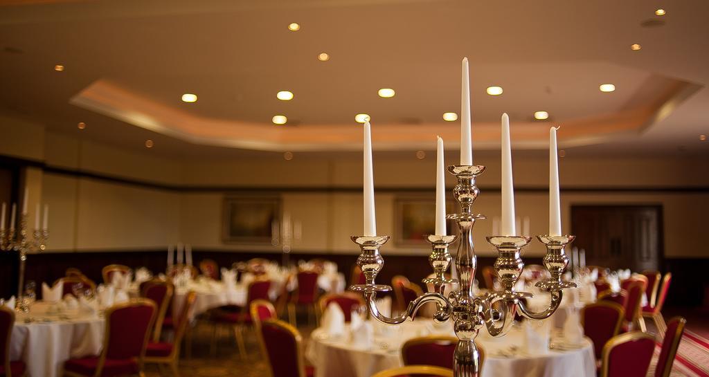 Corr'S Corner Hotel Newtownabbey Bagian luar foto