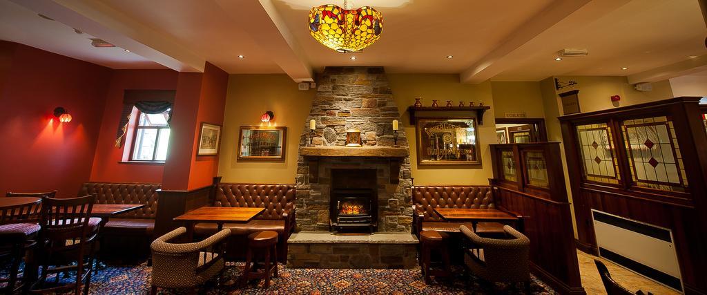 Corr'S Corner Hotel Newtownabbey Bagian luar foto