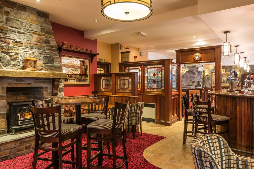 Corr'S Corner Hotel Newtownabbey Bagian luar foto
