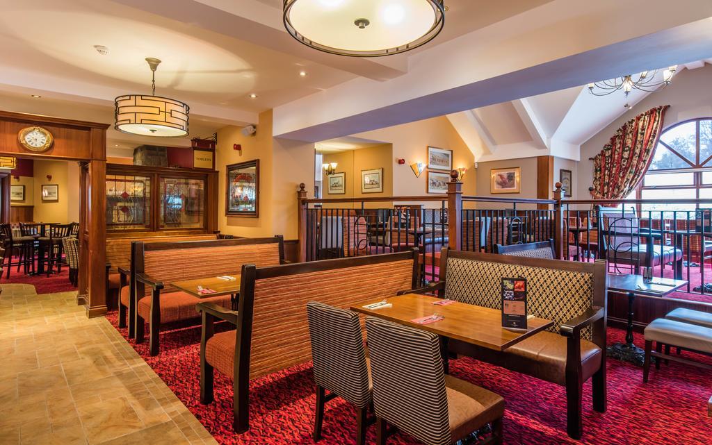 Corr'S Corner Hotel Newtownabbey Bagian luar foto