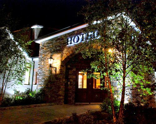 Corr'S Corner Hotel Newtownabbey Bagian luar foto