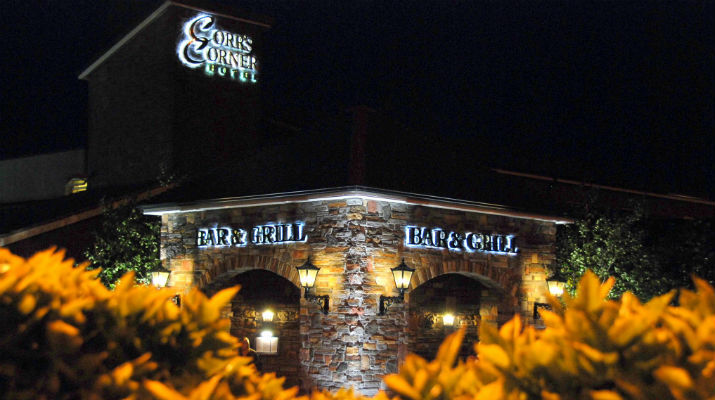 Corr'S Corner Hotel Newtownabbey Bagian luar foto